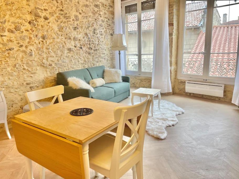 Happy Sejour Vieux Lyon Apartamento Exterior foto